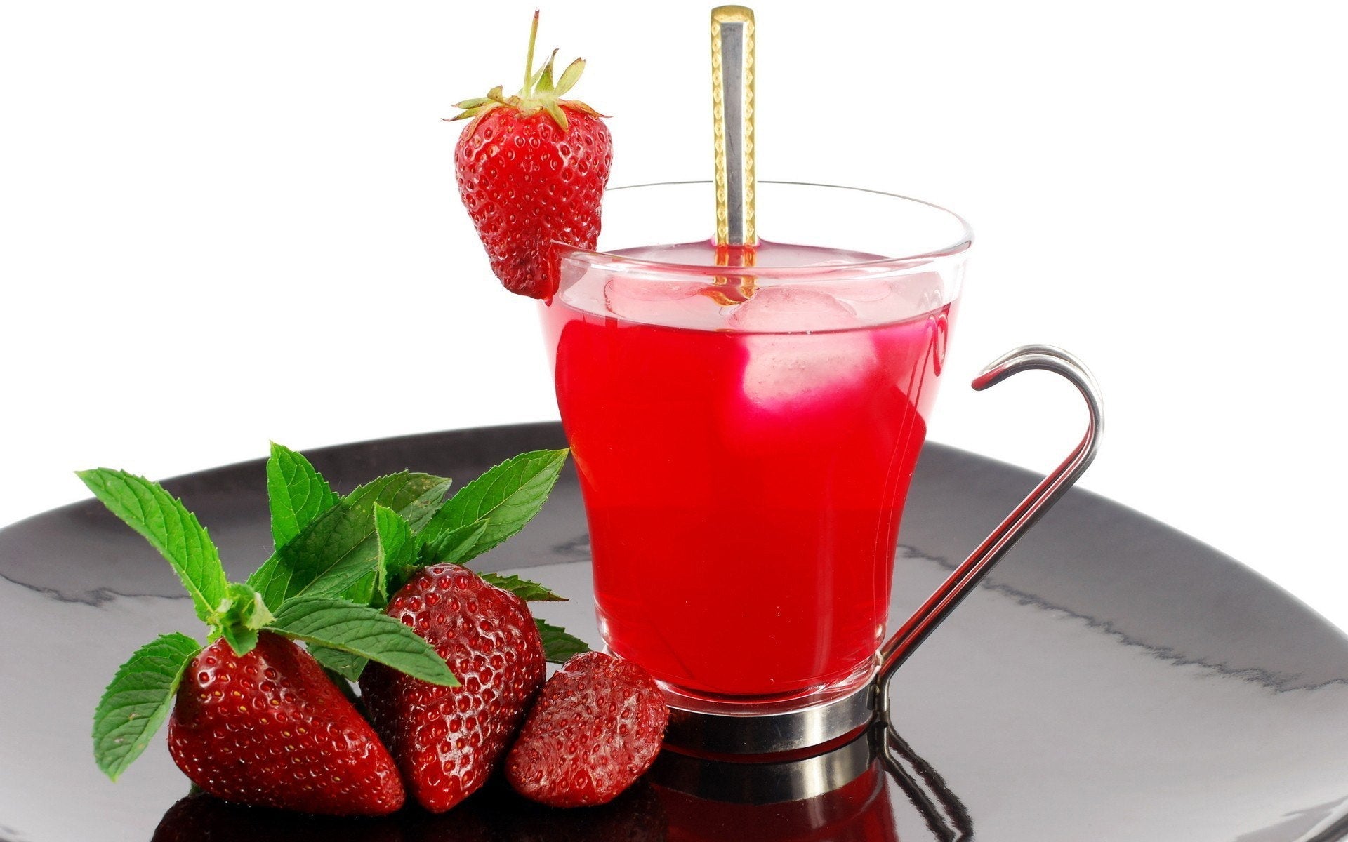 Bharat Soft Drink Concentrate Strawberry Flavor Powder Liquid